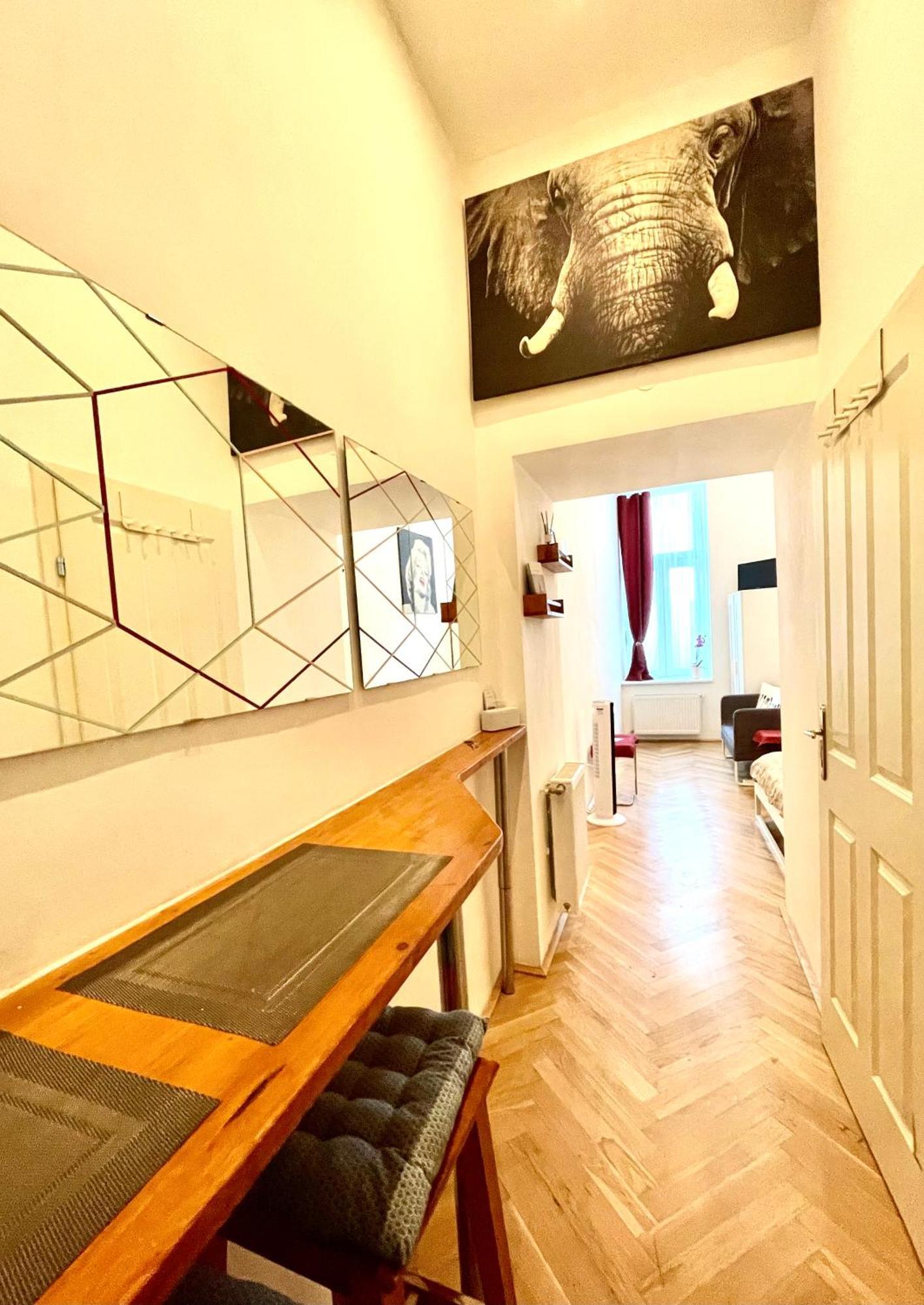 Private Place With A Soul Viena Exterior foto